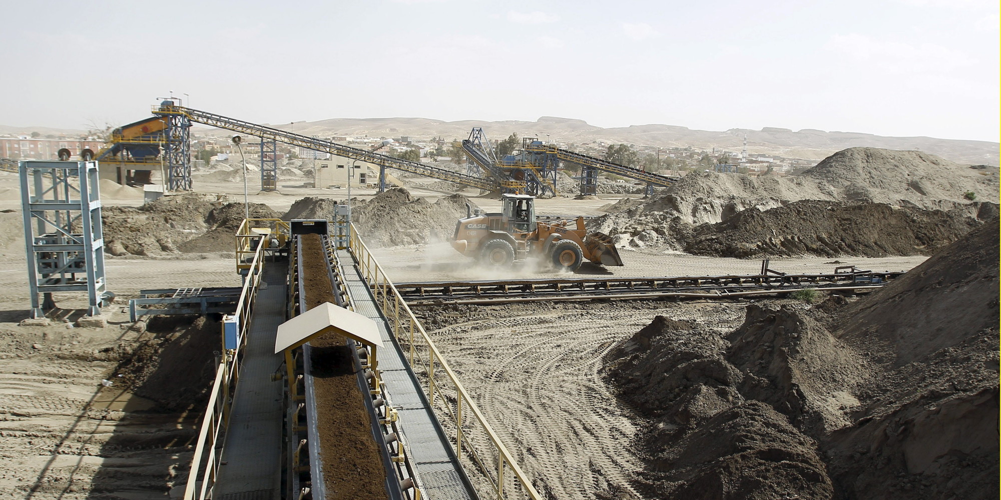 انتعاشة هامة في تصدير الفسفاط..   تونس تأمل في رفع الإنتاج إلى 14 مليون طن في غضون 2030